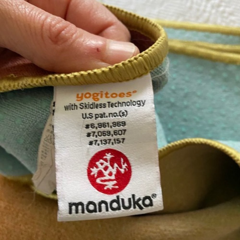 5 Manduka yogitoes